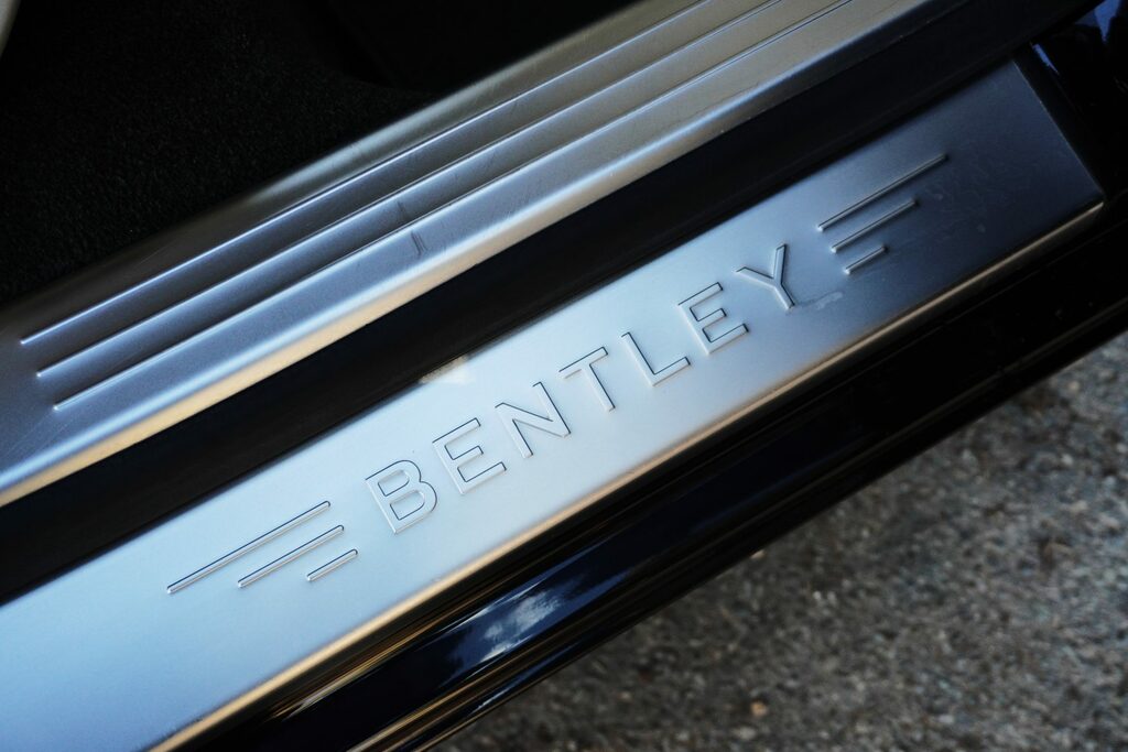 Bentley Flying Spur Saloon #46