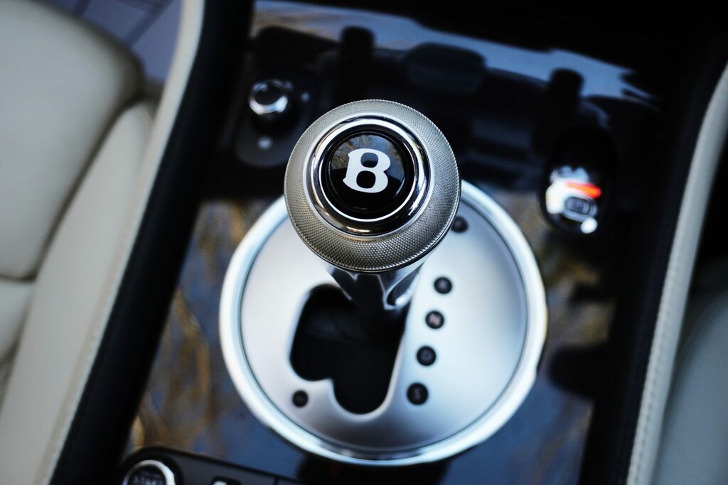 Bentley Flying Spur Saloon #30