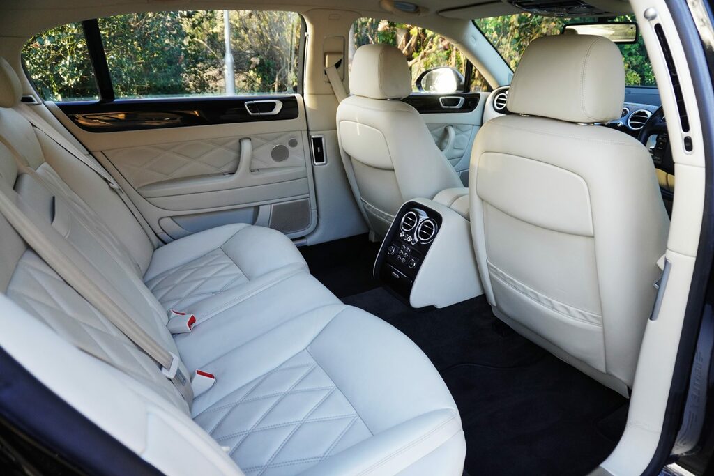 Bentley Flying Spur Saloon #42