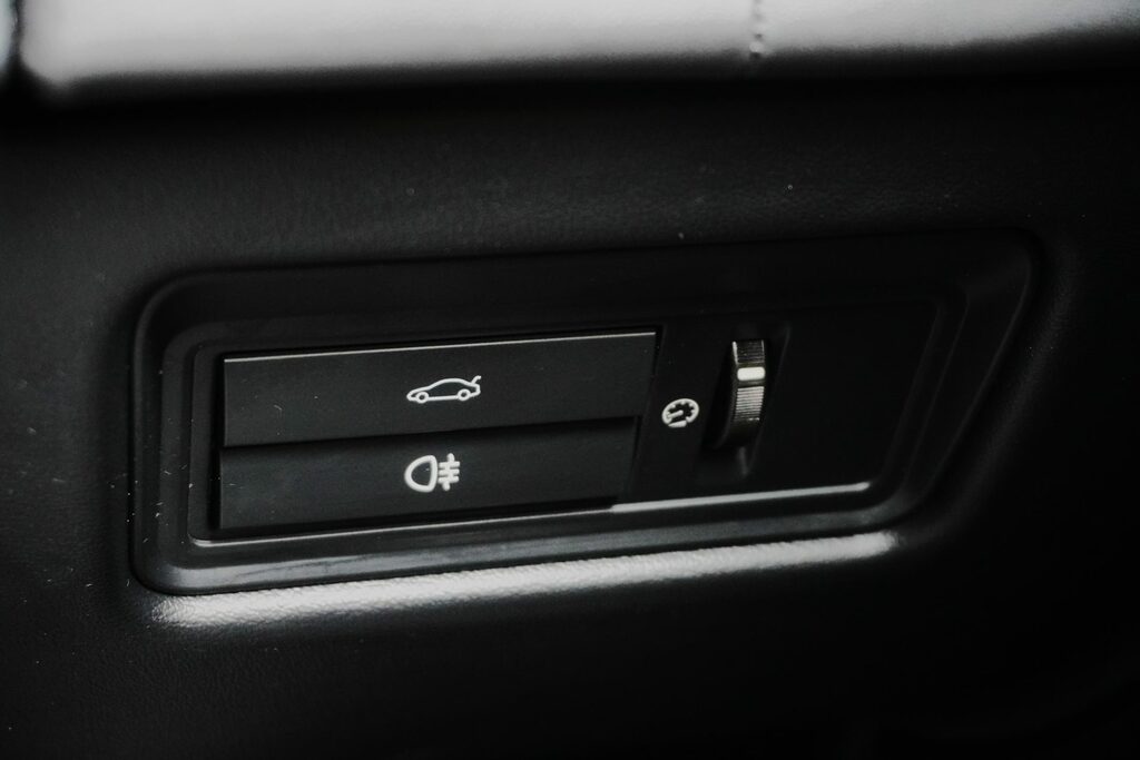 Jaguar XJR Xjr V8 Black #39