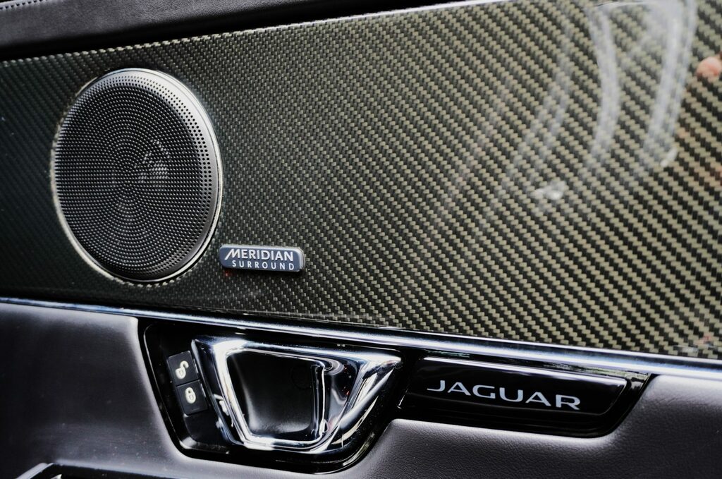 Jaguar XJR Xjr V8 Black #42