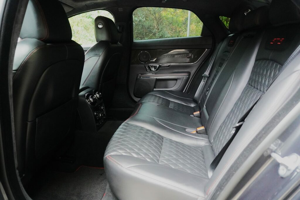 Jaguar XJR Xjr V8 Black #52