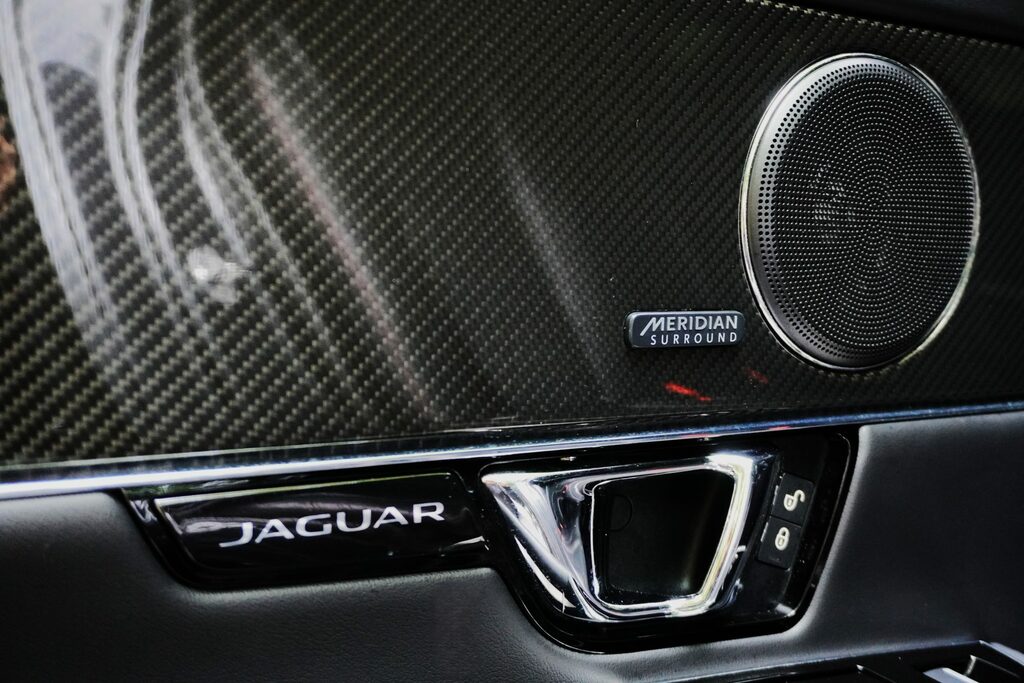 Jaguar XJR Xjr V8 Black #55