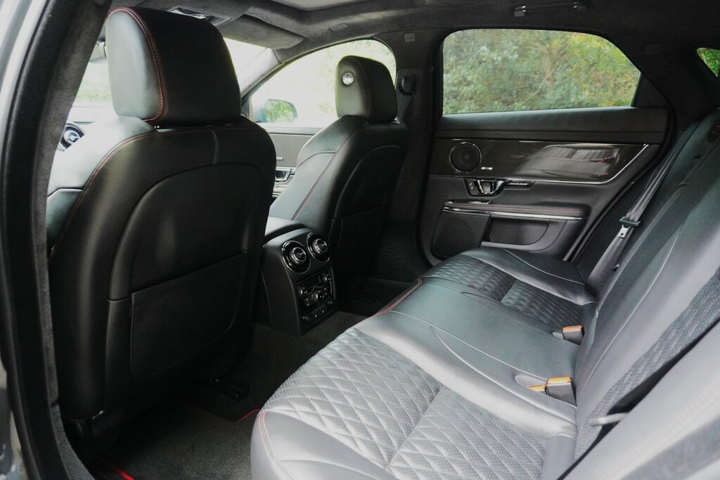 Jaguar XJR Xjr V8 Black #53