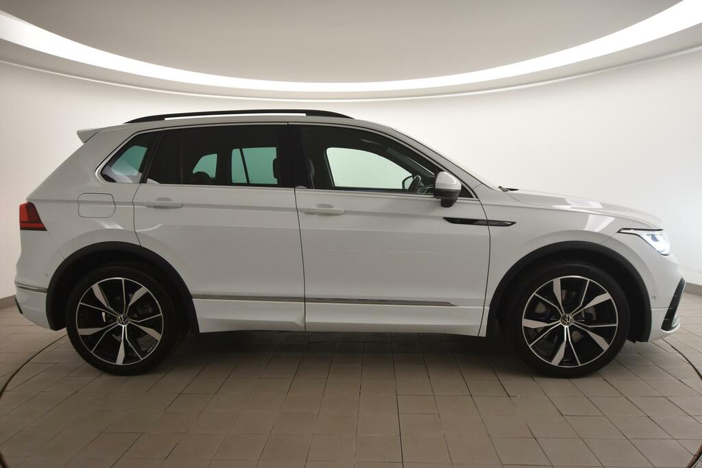 Volkswagen Tiguan 2.0 Tsi 4Motion R-line Dsg White #2