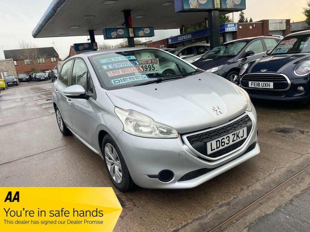 Peugeot 208 Hatchback 1.4 Hdi Access Euro 5 201319 Silver