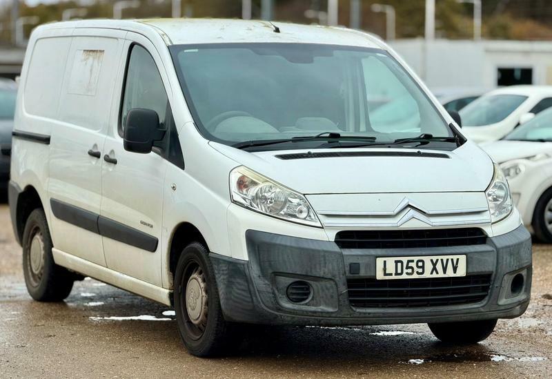 Citroen Dispatch 2L Xtr White #1