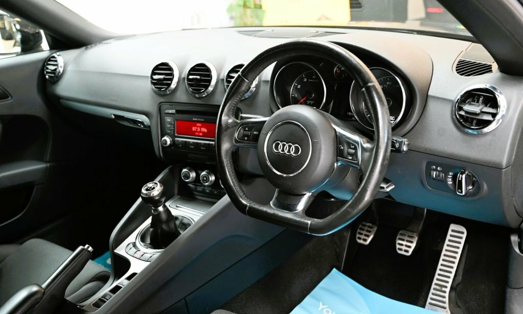 Audi TT 1.8L Null Black