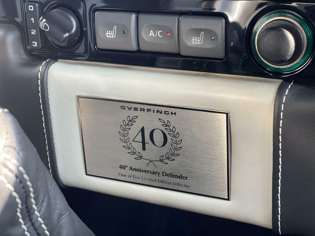 Land Rover Defender 90 2.2 Tdci Xs 4Wd Swb Euro 5 Black #4