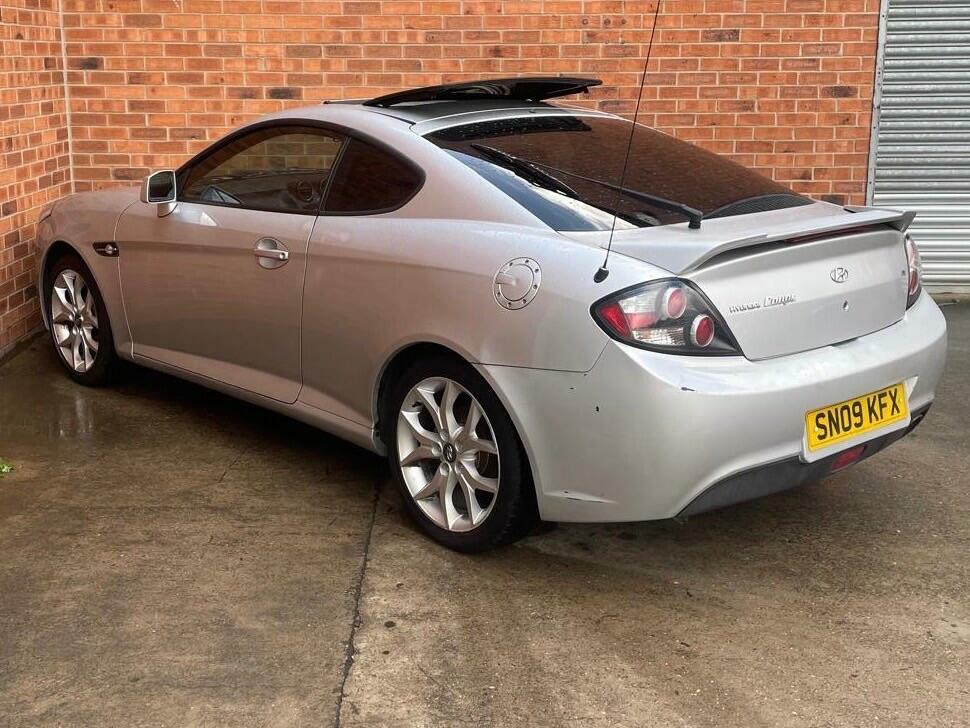 Hyundai Coupe 1.6 3dr Grey #4