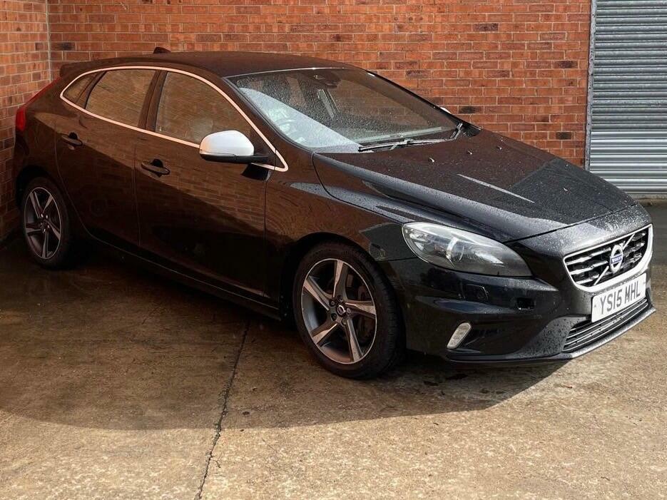 Volvo V40 2.0 D4 R-design Lux Nav Euro 6 Ss Black