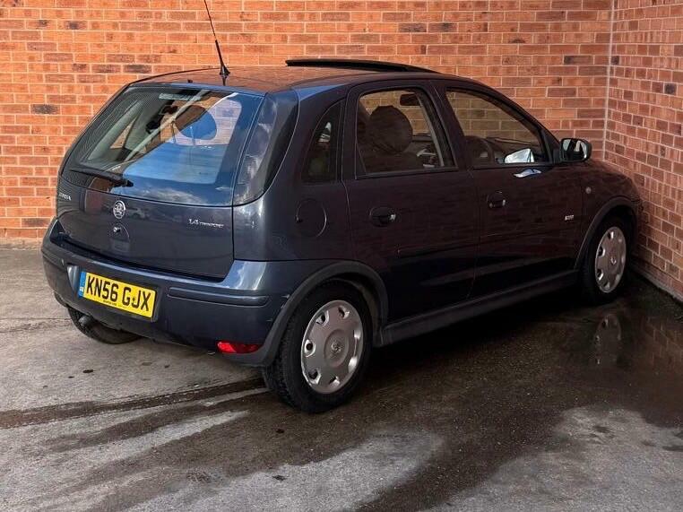 Vauxhall Corsa 1.4I 16V Design Ac Blue #6