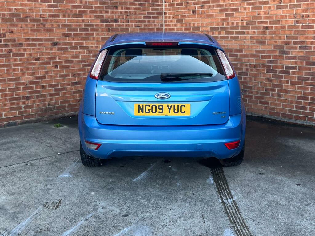 Ford Focus 1.6 Zetec NG09YUC Blue #5