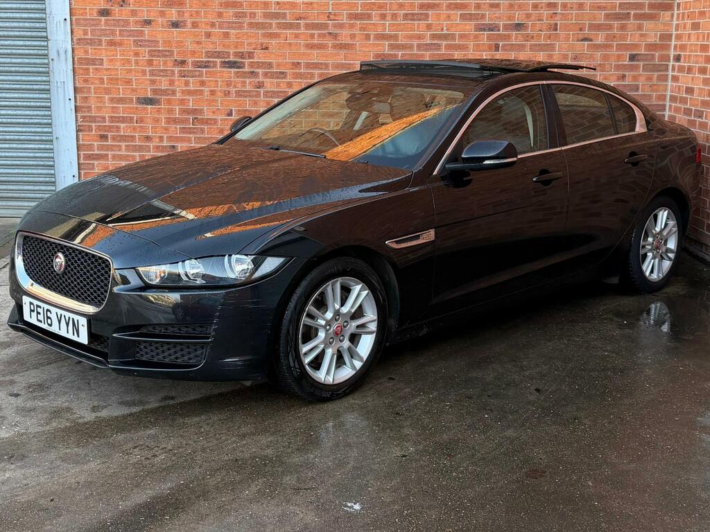 Jaguar XE 2.0D Prestige Euro 6 Ss PE16YYN Black #3
