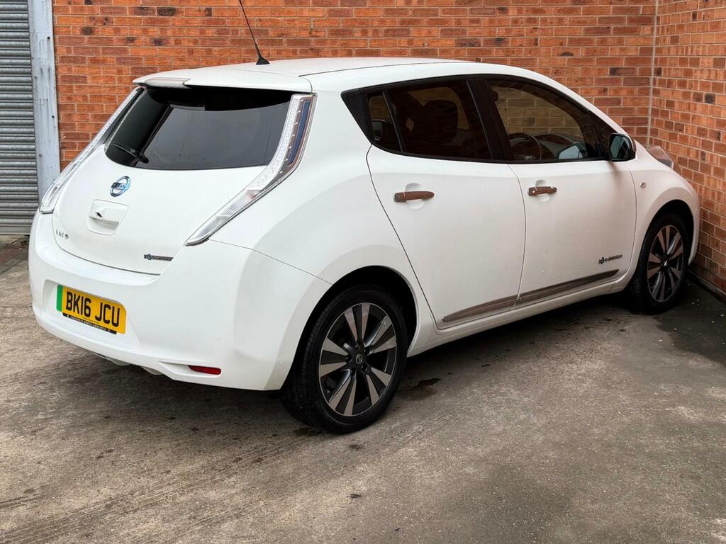 Nissan Leaf 30Kwh Tekna BK16JCU White #6