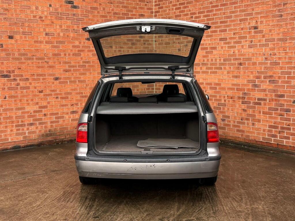 Saab 9-5 2.2 Tid Vector Silver #26
