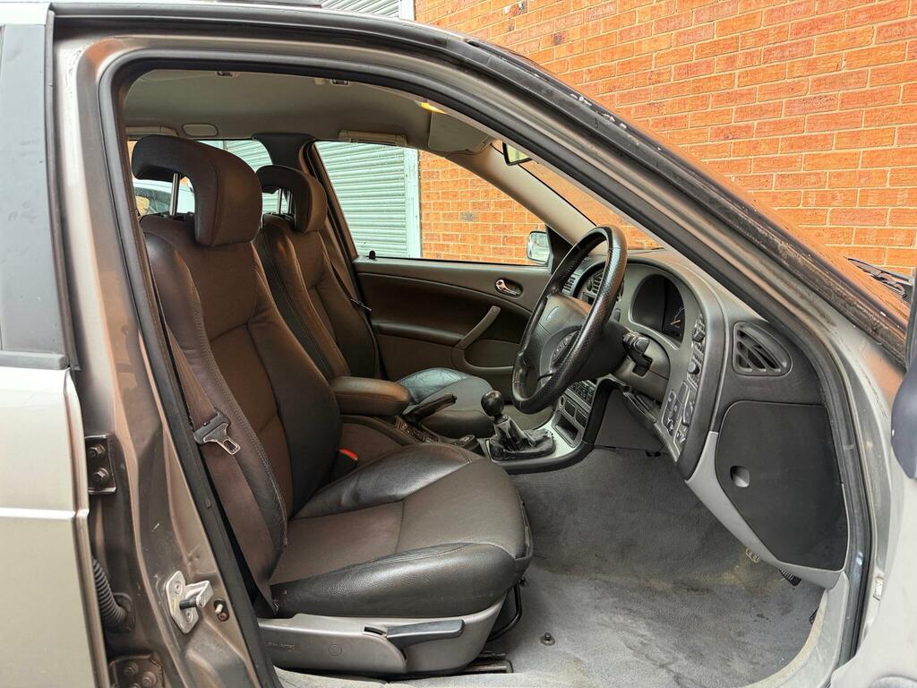 Saab 9-5 2.2 Tid Vector Silver #9