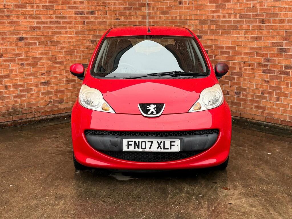 Peugeot 107 1.0 12V Urban 2 Tronic Euro 4 Red #2