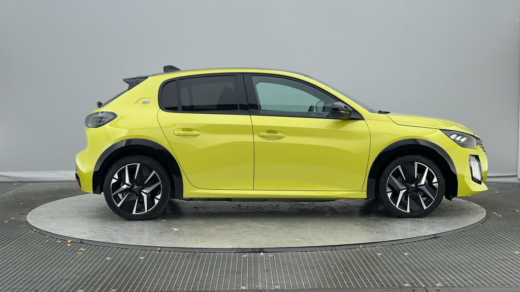 Peugeot e-208 51Kwh Gt Hatchback 7.4Kw Charge Yellow #5