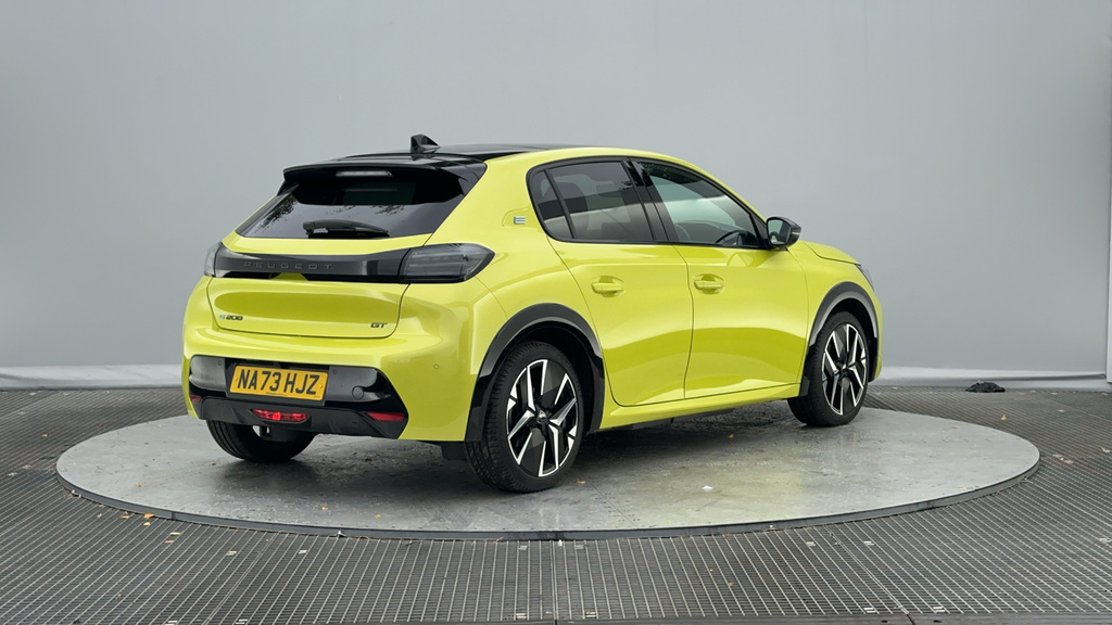 Peugeot e-208 51Kwh Gt Hatchback 7.4Kw Charge Yellow #6
