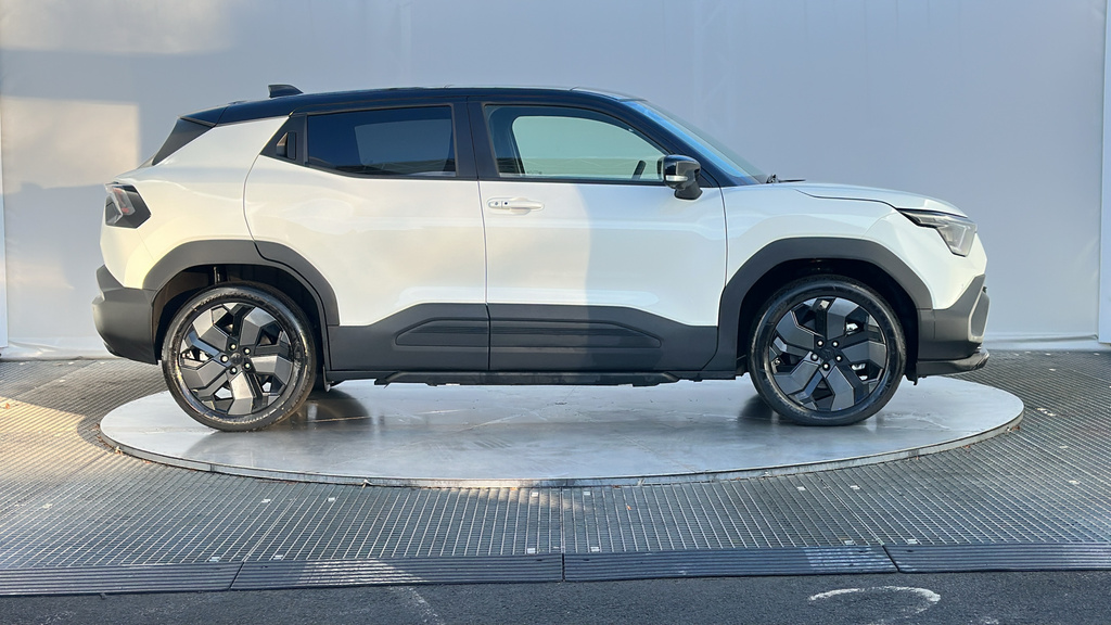 Suzuki Vitara 61Kwh Ultra Suv 174 Ps NL75RKY White #5