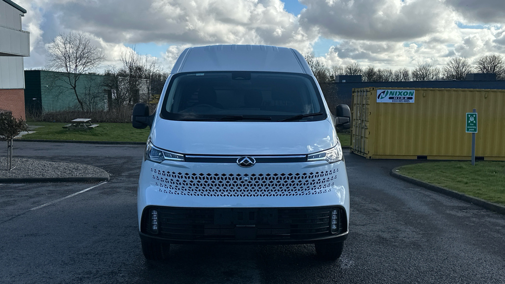 Maxus Deliver 7 2.0 D20 Panel Van Fwd L2 H2 Euro White #3