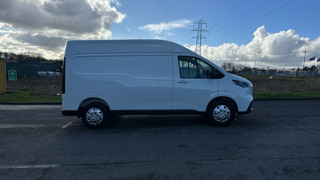 Maxus Deliver 7 2.0 D20 Panel Van Fwd L2 H2 Euro White #5