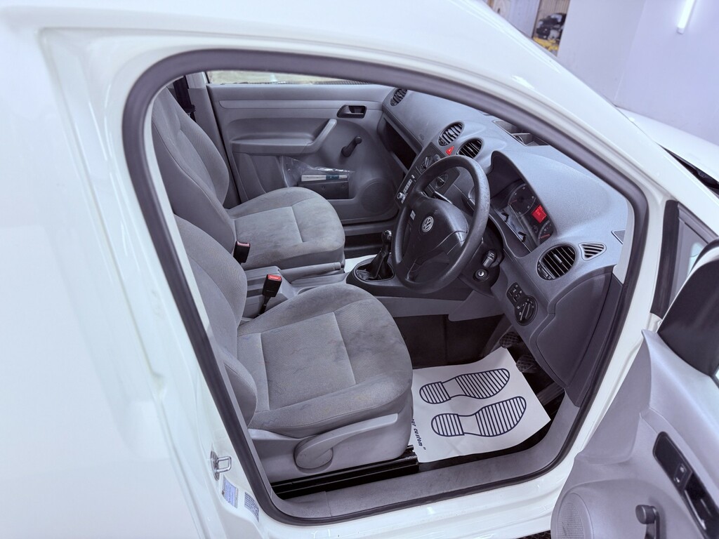 Volkswagen Caddy Green #13
