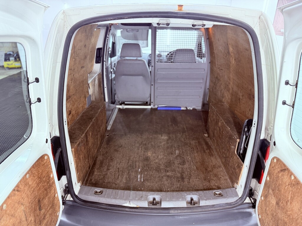 Volkswagen Caddy Green #17