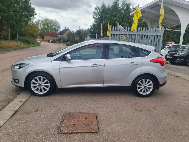 Ford Focus Titanium Tdci BJ17OHB Silver #3