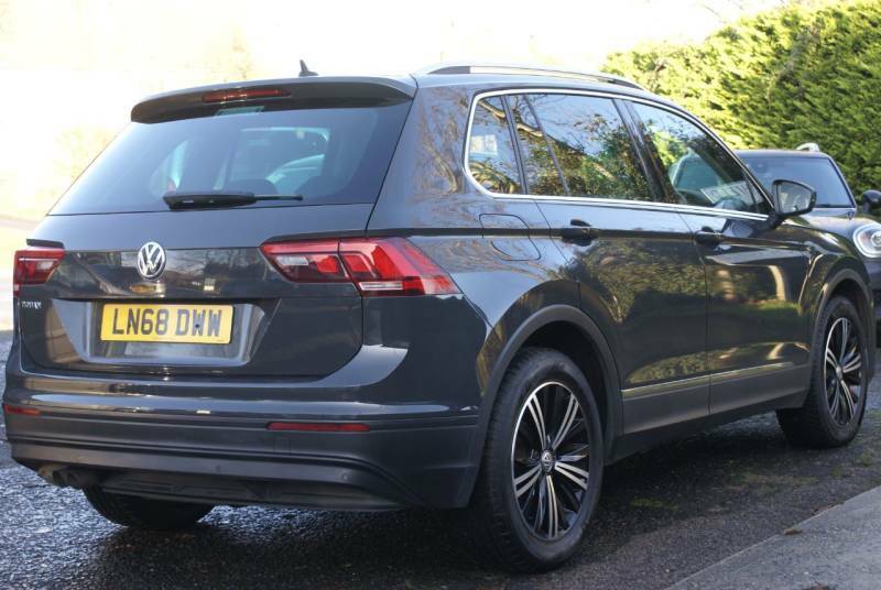 Volkswagen Tiguan 2.0 Tdi 150 Se Nav - 2018 68 LN68DWW Grey #4