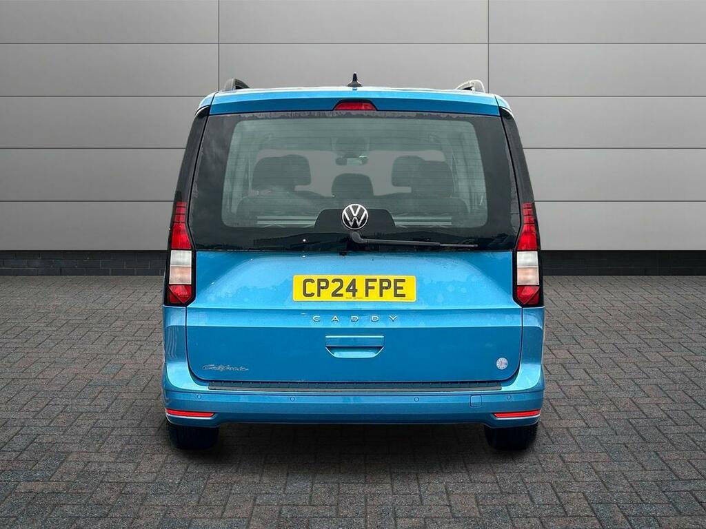 Volkswagen Caddy California Maxi 1.5 Tsi 116 Dsg Red #13