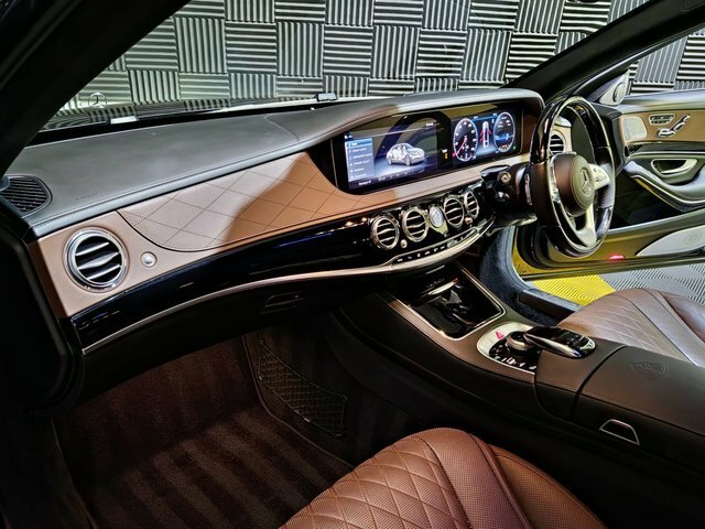 Mercedes-Benz Maybach S Class Petrol  #28