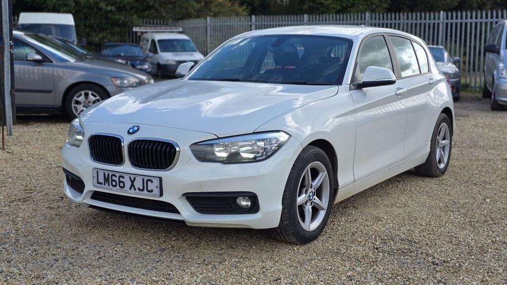 BMW 1 Series 1.5 118I Se Euro 6 S S LM66XJC White #3