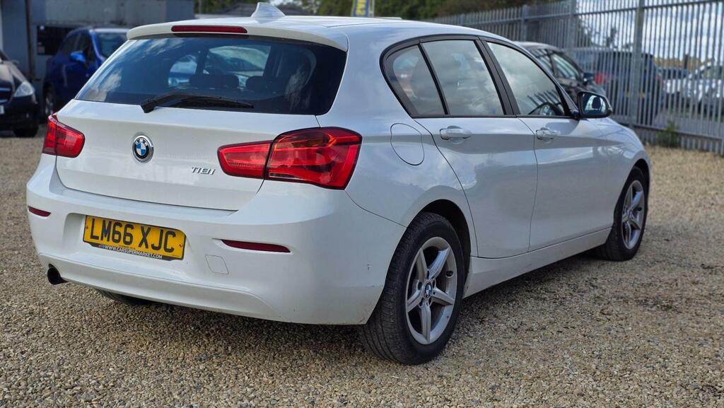 BMW 1 Series 1.5 118I Se Euro 6 S S LM66XJC White #6