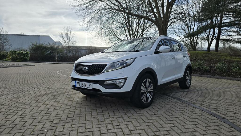 Kia Sportage 1.7 Crdi Ecodynamics 3 Suv 2Wd E YL15NLF White #3