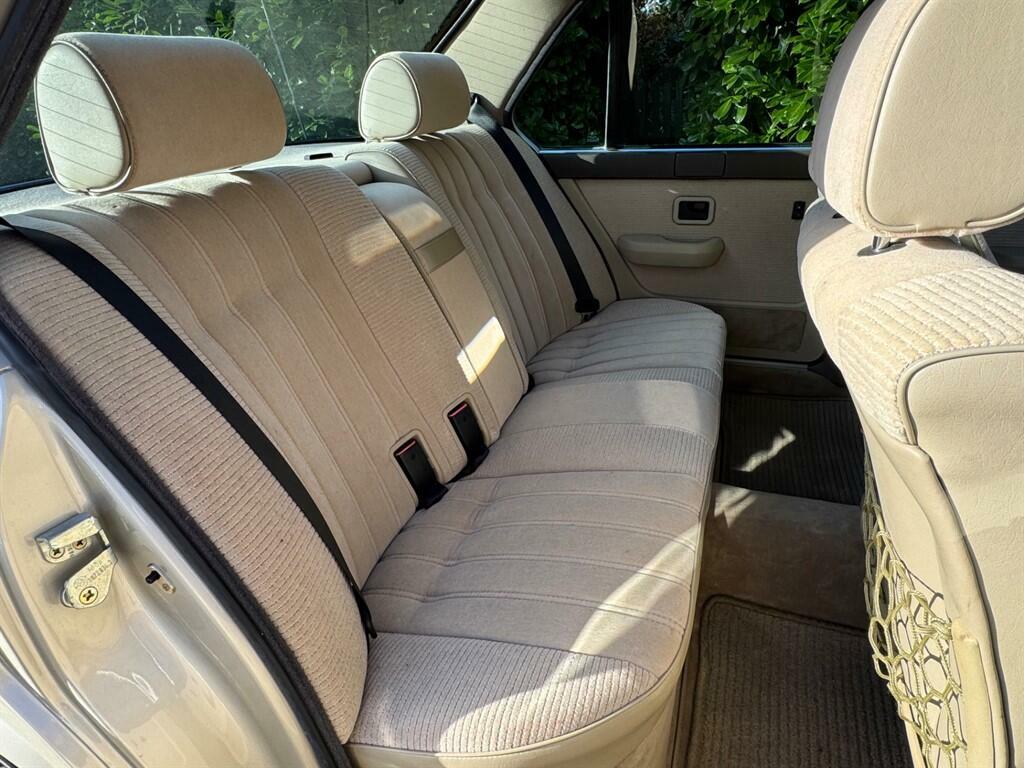 BMW 5 Series 525E Lux Blue #21