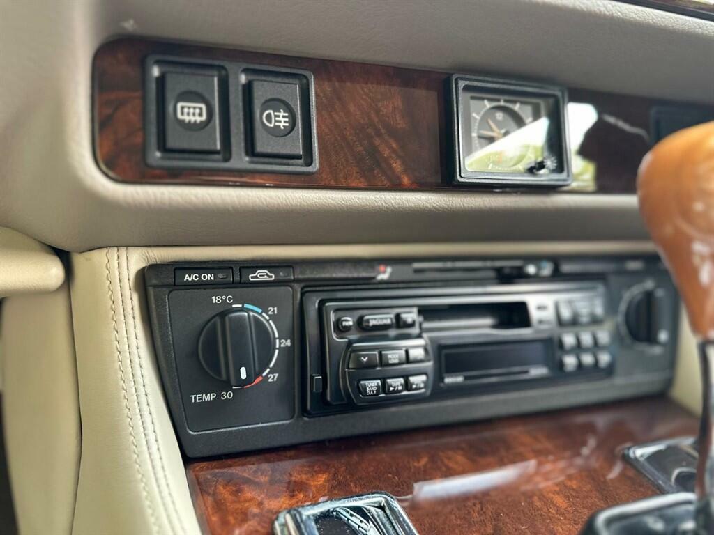 Jaguar XJS 4.0 Celebration Red #35