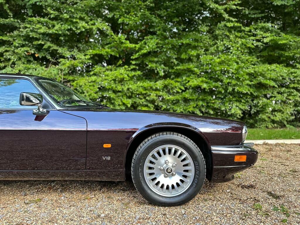 Jaguar XJS 4.0 Celebration Red #7