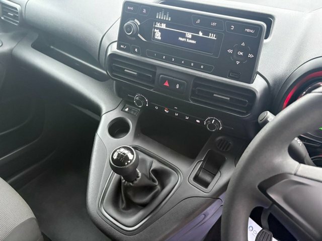 Vauxhall Combo Edition L1 1.5 Turbo KJ21BNZ Grey #6