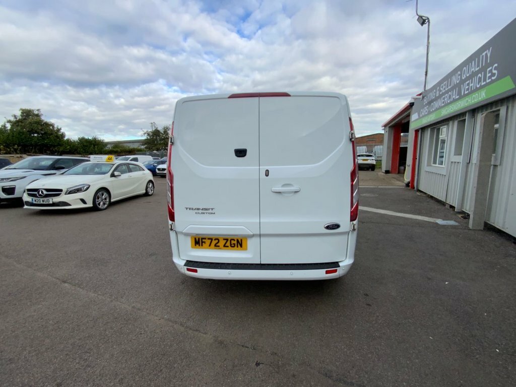 Ford Transit Custom 2L Limited MF72ZGN White #4