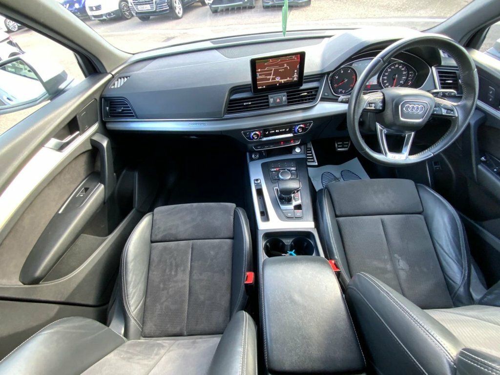 Audi Q5 2L S Line White