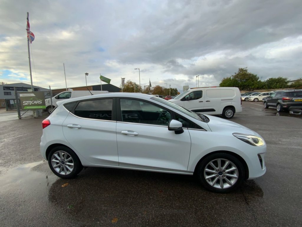Ford Fiesta 1L Titanium AX19GZU White #6