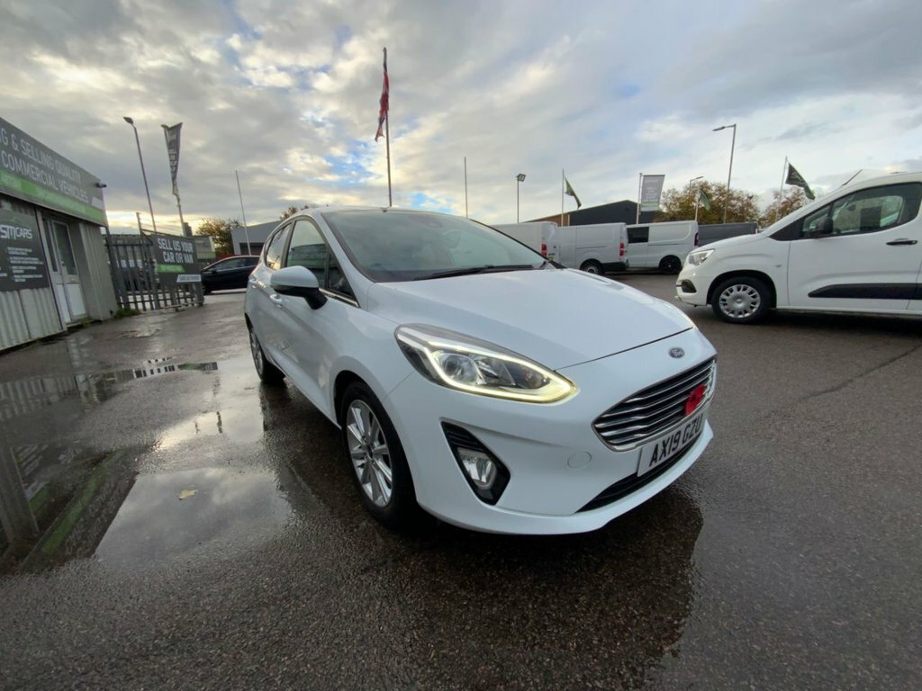 Ford Fiesta 1L Titanium AX19GZU White #5