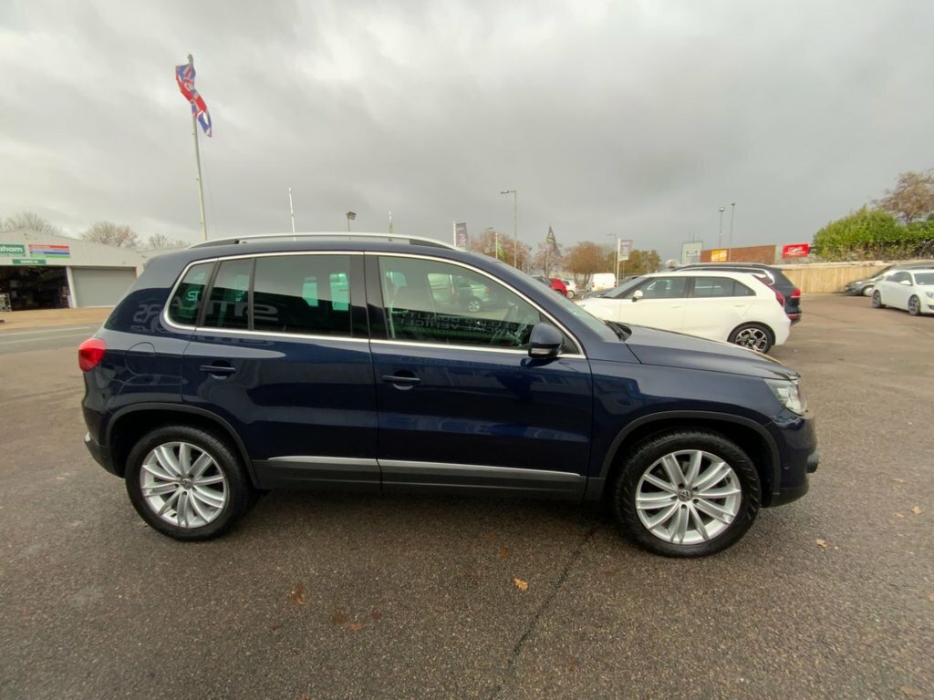 Volkswagen Tiguan 2L Match LC64DAA Blue #6