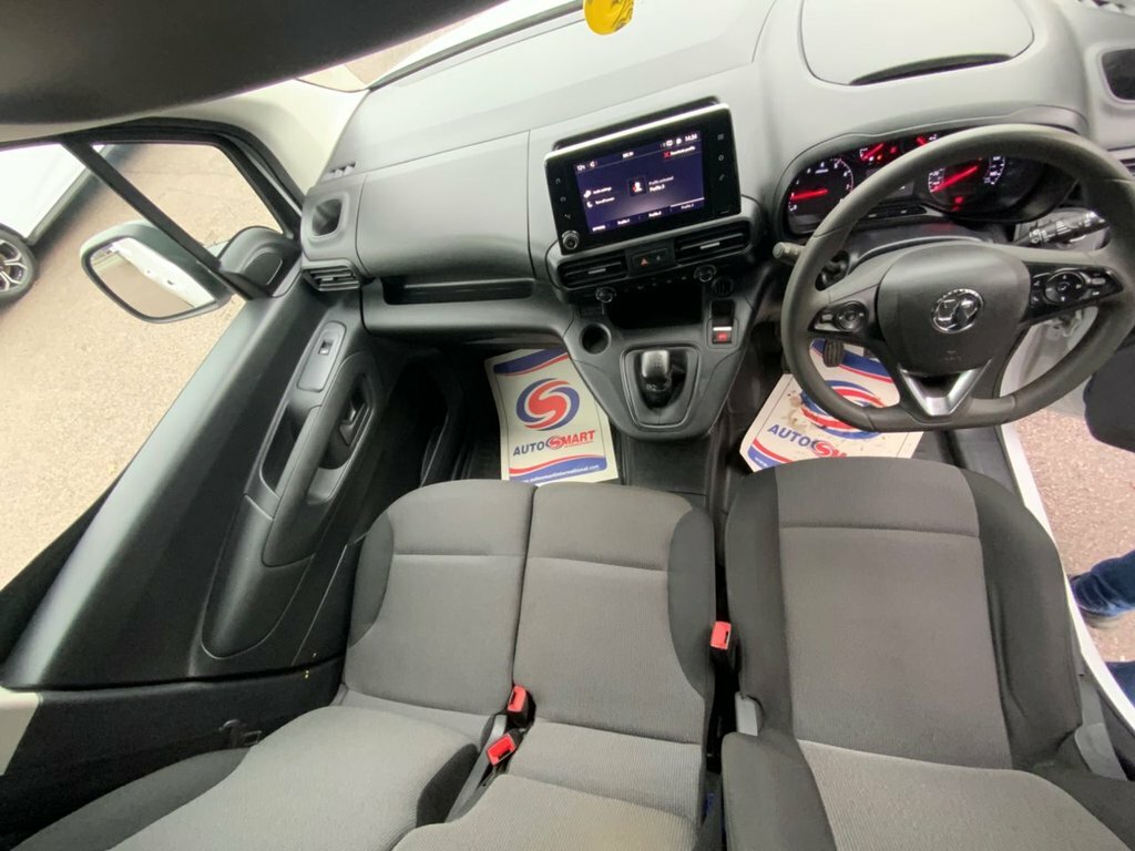 Vauxhall Combo 1.5L Pro DT23BKN White #2