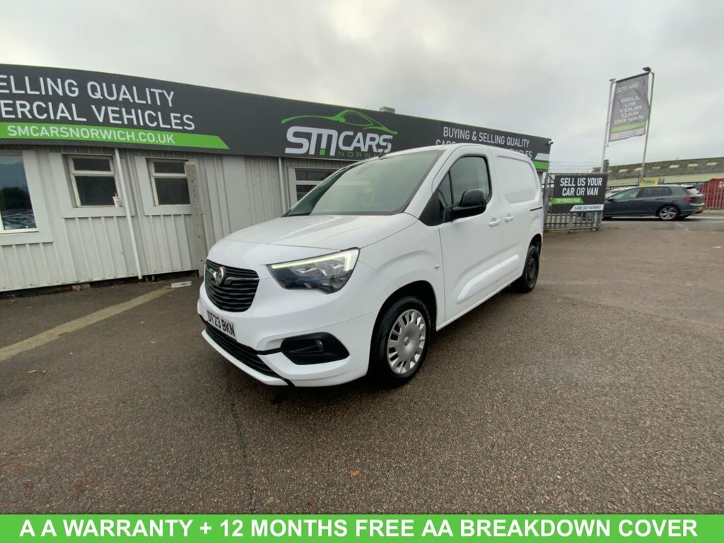 Vauxhall Combo 1.5L Pro White