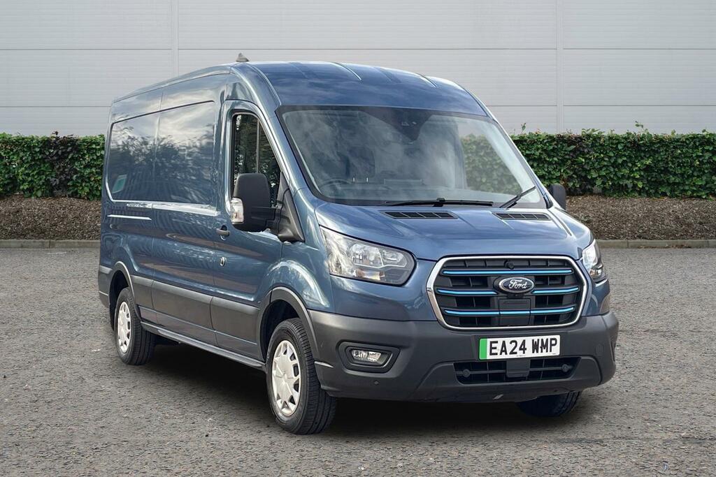 Ford Transit Custom 135Kw 68Kwh H2 Trend Van EA24WMP Blue
