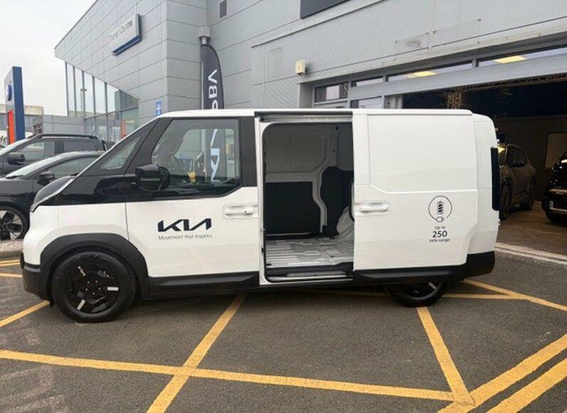 Kia PV5 Long Range 71.2Kwh Plus Cargo Panel Van L2 White #4