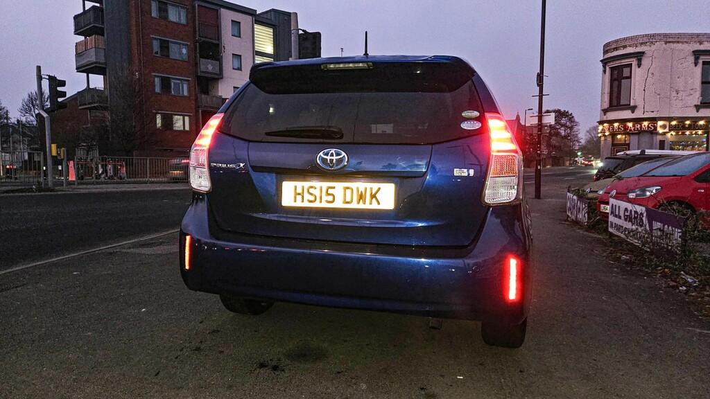 Toyota Prius+ 7 Seats White #13